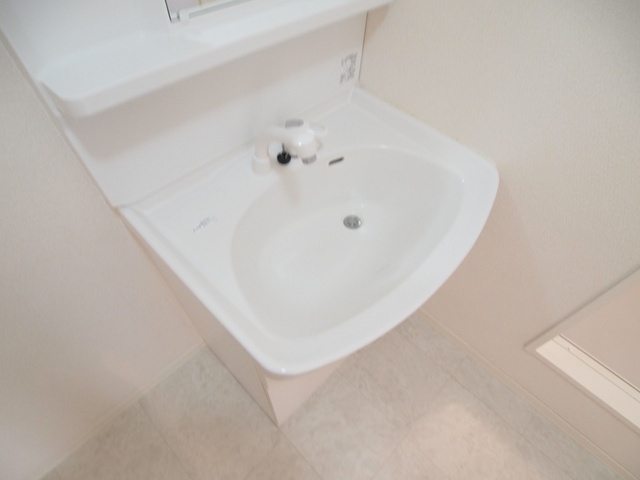 ＰｉｎｅＲｏｏｔｓ良福寺Ｂの洗面所