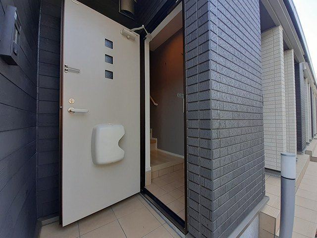 ラ・ルミエールの玄関|シンプルで使いやすい玄関です