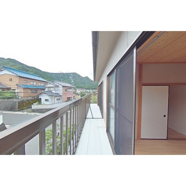 岐阜市岩井１丁目の一戸建てのバルコニー