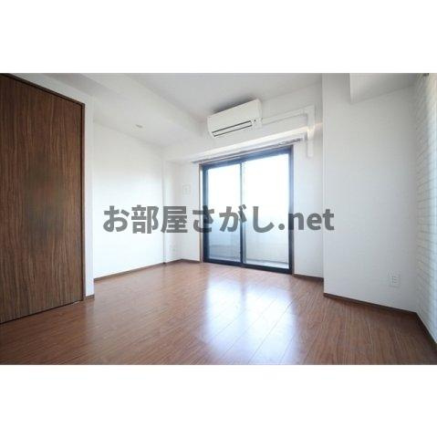 ハーモニーレジデンス早稲田【ペットOK、水商売可／12月中旬入居可】の内装|明るい室内です