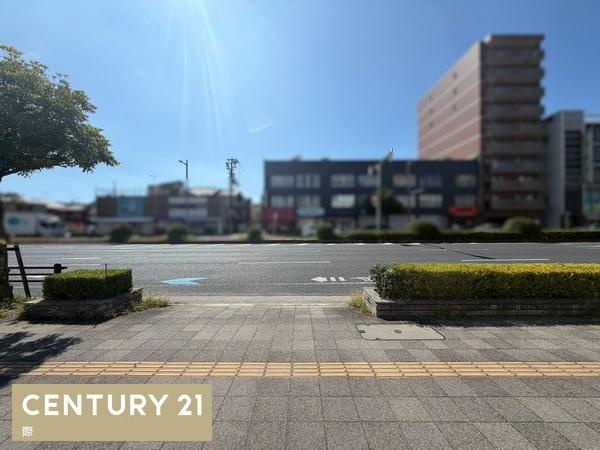 和歌山市吹上4丁目　土地の前面道路含む現地写真