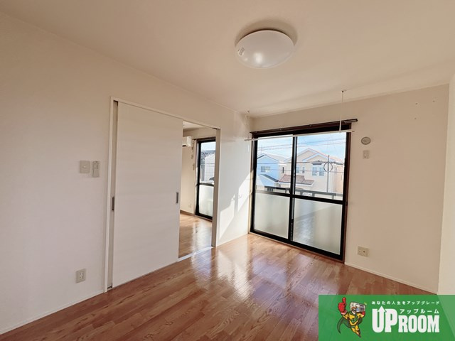 ハイツ花菱Ⅱの居間・リビング