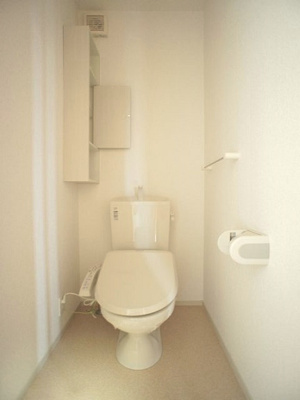 【トイレ】 | メゾン・ベールＡ | 温水洗浄暖房便座機能付きです♪