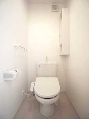 【トイレ】 | リェス ドヴァリェーツ