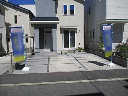 広島市佐伯区海老園２丁目　中古一戸建ての駐車場