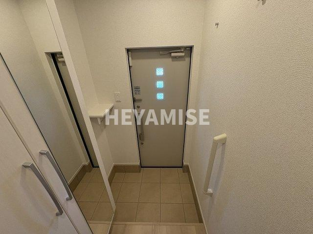 ビエント　デ　ルイの玄関|※室内画像は別号室のもの