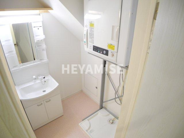 エルモーサ・トロワの洗面所|衣類乾燥機付き！　※同物件同室タイプの写真でございます※現況を優先します※