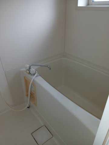 松田貸家の浴室