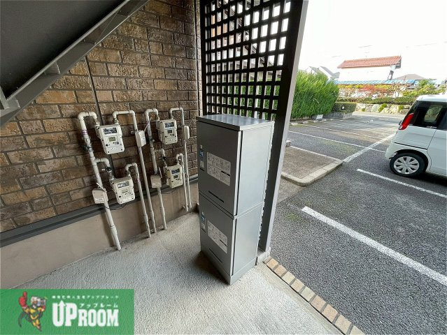 ラフィーネ Bの駐車場