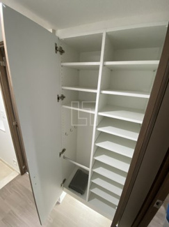 【収納】 | リーガル南久宝寺Ⅱ | リーガル南久宝寺II　シューズボックス