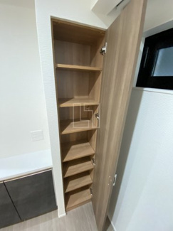 【収納】 | リーガル南久宝寺Ⅱ | リーガル南久宝寺II　　物入れ