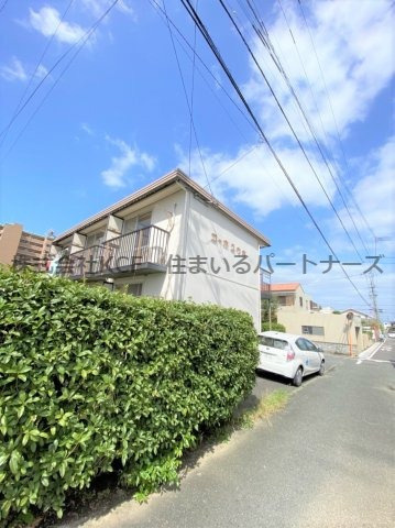 コーポ ユウキの外観|外観は落ち着いています