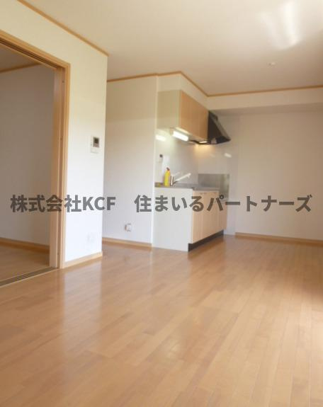 グランドアマレーVI番館の居間・リビング|ゆったり過ごせるリビングです
