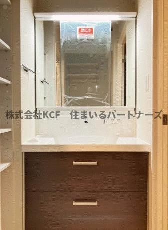モンレーヴ本町の洗面所|脱衣スペースもあります