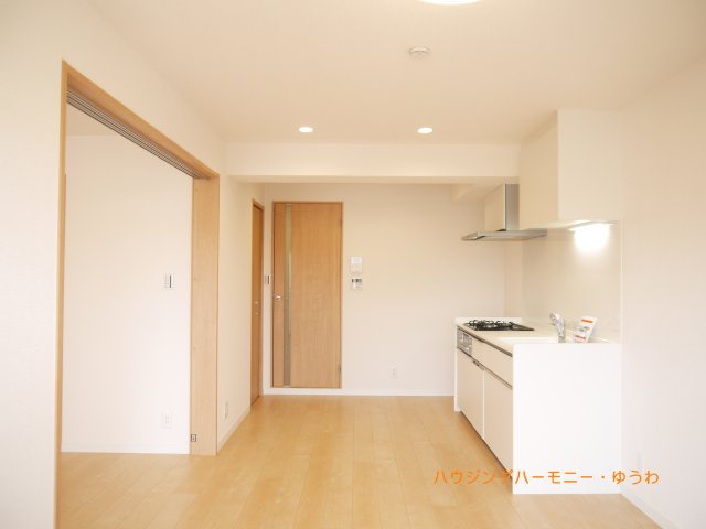 【居間・リビング】 | 中銀城北パークマンシオン | イメージ画像となります。実際とは異なりますので、ご注意ください！