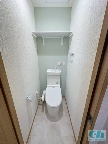 フルール大森 501号室のトイレ
