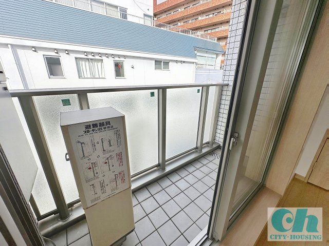 フルール大森 501号室のバルコニー