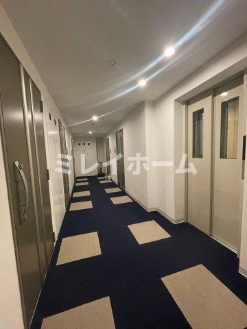 ラフィスタ羽田のロビー