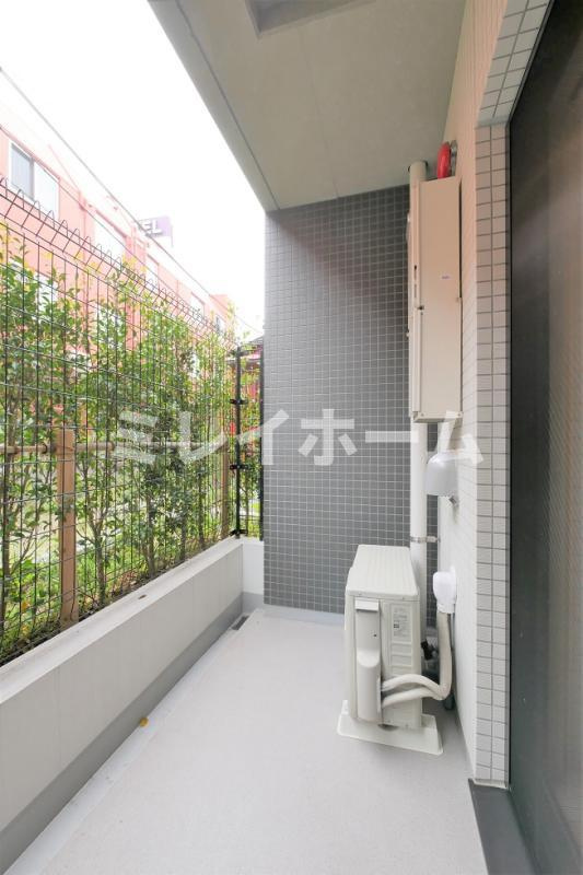 ラフィスタ羽田のバルコニー