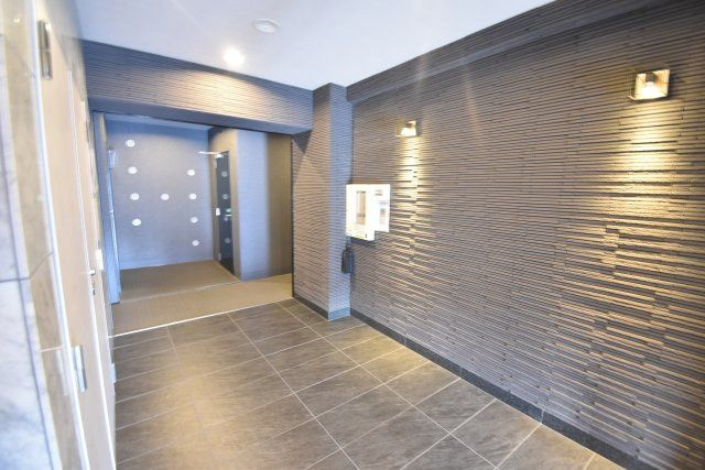 エグゼ大阪城東のロビー