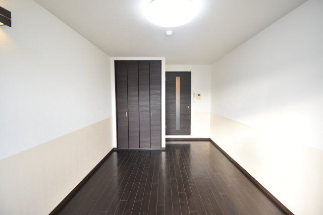 エグゼ大阪城東の寝室