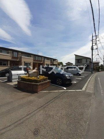 レスポワールの駐車場|高崎、前橋のお部屋探しはエンドスケープまで！お客様の理想お聞かせ下さい♪