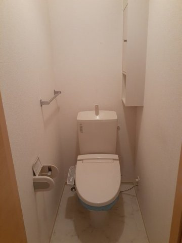 グラスハープのトイレ|嬉しい温水洗浄便座付き♪