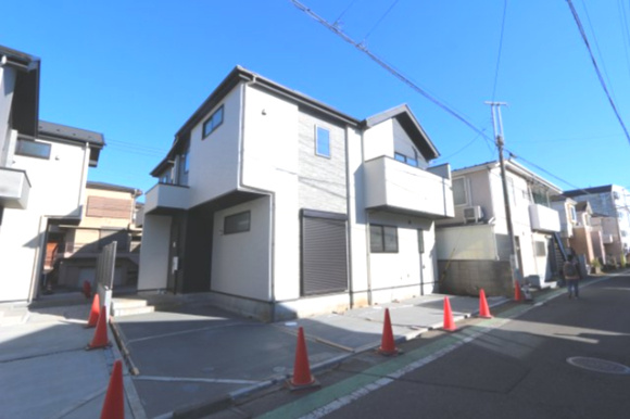 【KIS】国分寺市戸倉８期の外観|マルエツ ・サミットストア・いなげやina21など周辺には商業施設が充実♪