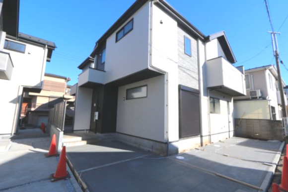 【KIS】国分寺市戸倉８期の外観|スーパーマルエツまでは徒歩7分♪圏内館内にスーパー・ドラッグストア・コンビニエンスストアが位置しており、お買い物に便利な立地です♪
