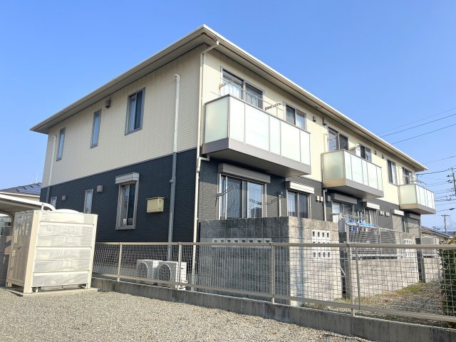 エクラージュ松江A