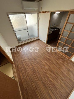 【居間・リビング】 | ロイヤルハイツ