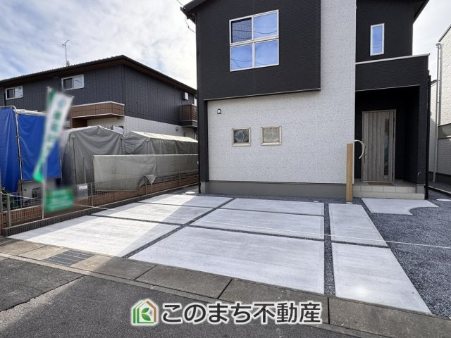 クライン宇都宮市平松第2期　2号棟の駐車場|お車並列２台分ご用意しております♪
