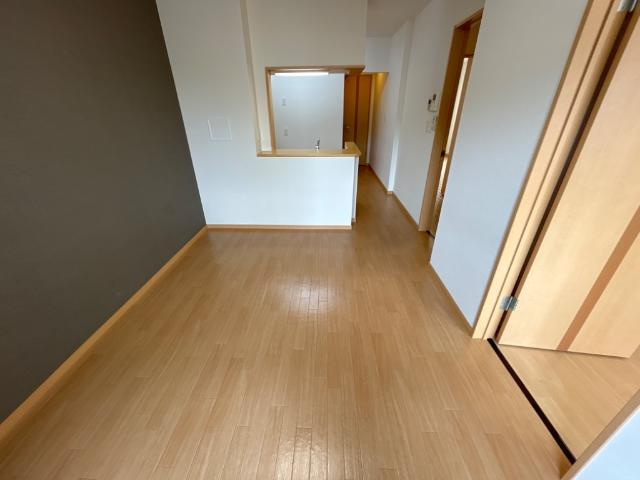 ロイヤルメゾンの居間・リビング|リビング