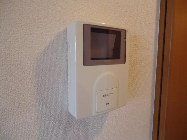 ロイヤルヒルズ青山の内装|カメラ付インターホン（イメージ）