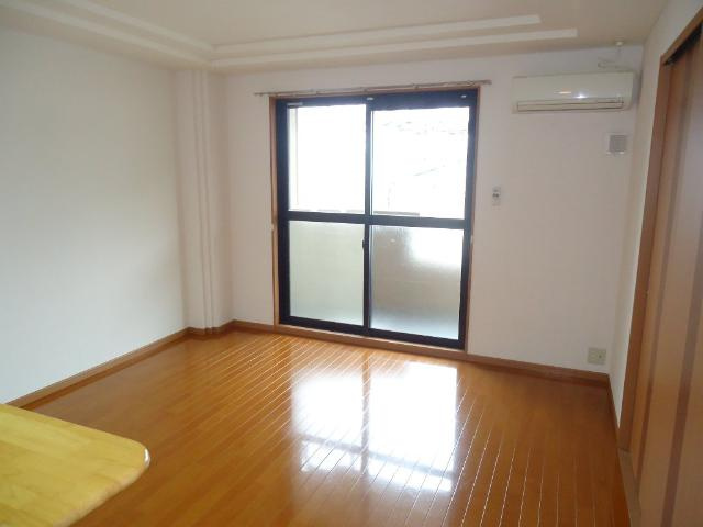 ロイヤルヒルズ青山の居間・リビング|リビング（イメージ）