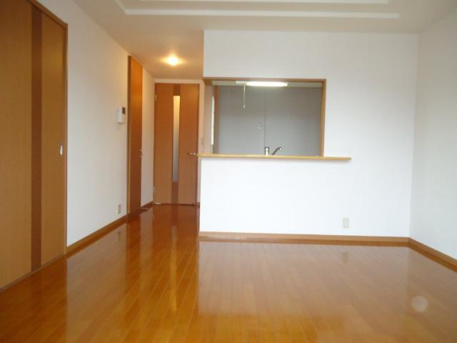 ロイヤルヒルズ青山の居間・リビング|リビング（イメージ）