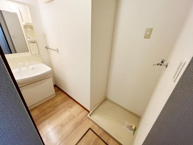 パルティールのその他|洗濯機置場