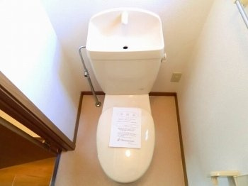 【トイレ】 | グレイスフルフィールドⅠ | 落ち着いたトイレです