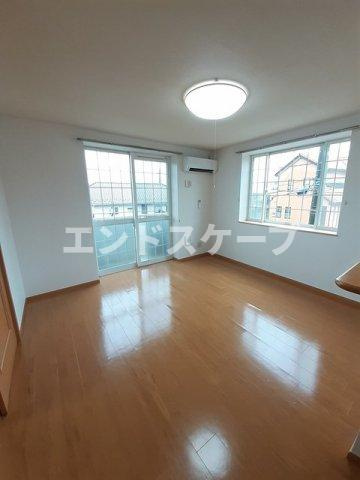 パインフィールドＢの居間・リビング|高崎、前橋のお部屋探しはエンドスケープまで！お客様の理想お聞かせ下さい♪