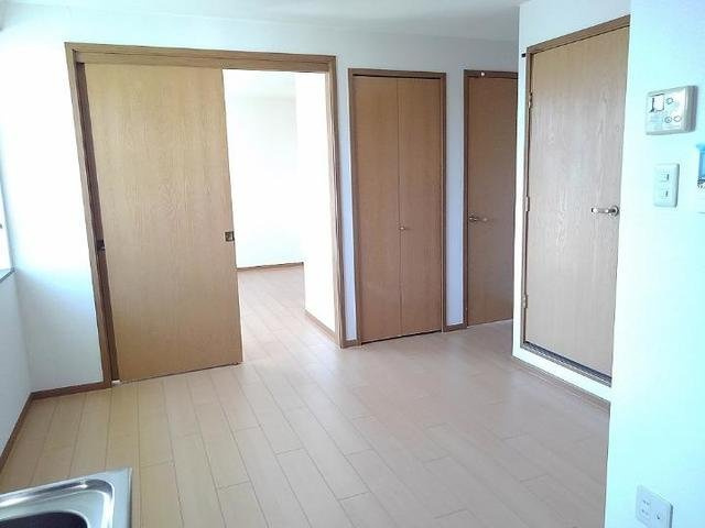 プリムヴェールⅡの居間・リビング