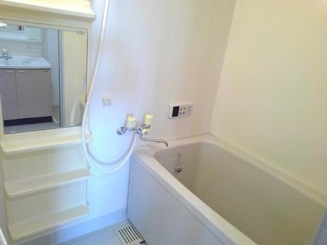 プリムヴェールⅡの浴室