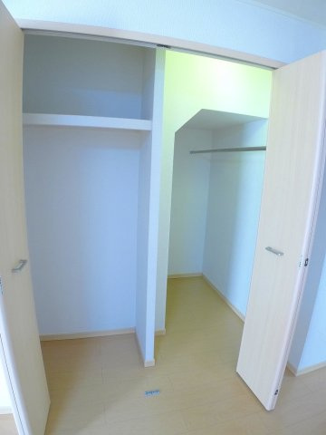 ブロード　ガーデンⅡの収納