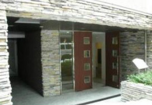 【エントランス】 | プレール・ドゥーク水天宮 | ゆとりのあるエントランスです