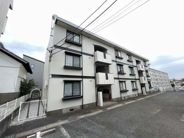 ピュアコート参番館の外観