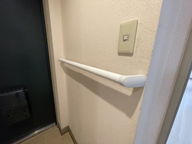 ピュアコート参番館のその他|玄関手すり