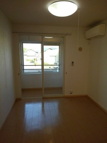 サクラヒルズの居間・リビング