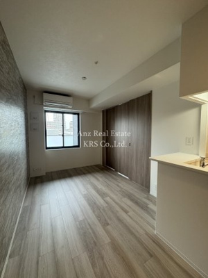 【居間・リビング】 | コンフォリア・リヴ本町WEST Q