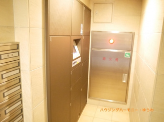 【その他共用部分】 | ご不在時に便利な宅配ボックスあります。