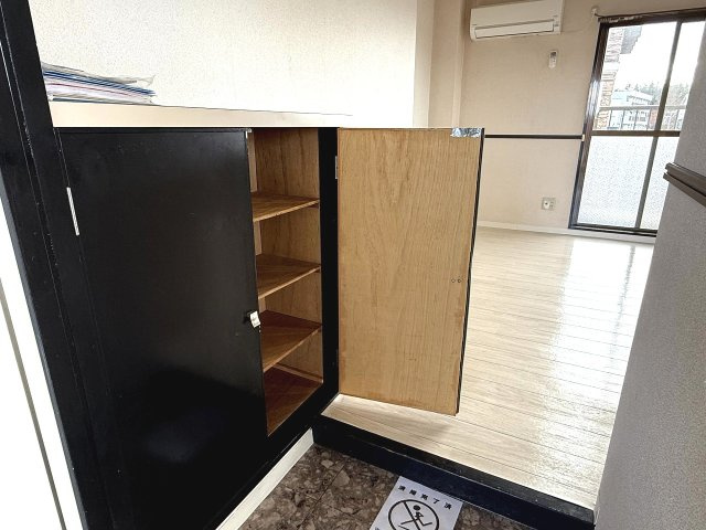 リッチライフ伊川谷の収納