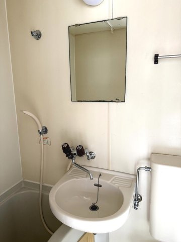 リッチライフ伊川谷の洗面所